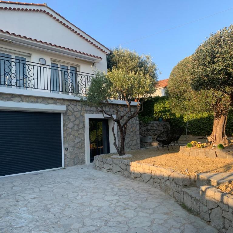 studio indépendant avec jardin & piscine dans villa - Maison 1 Chambre - 36