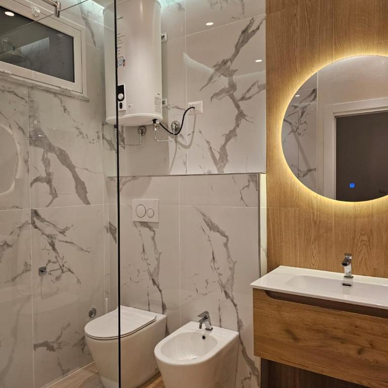 Casa Raffaella Apartment and room - Deluxe Triple Room - 12