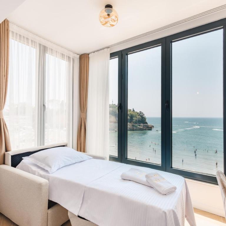 Hotel Navis - Deluks Dvokrevetna Soba sa Bračnim Krevetom i Pogledom na More - 4