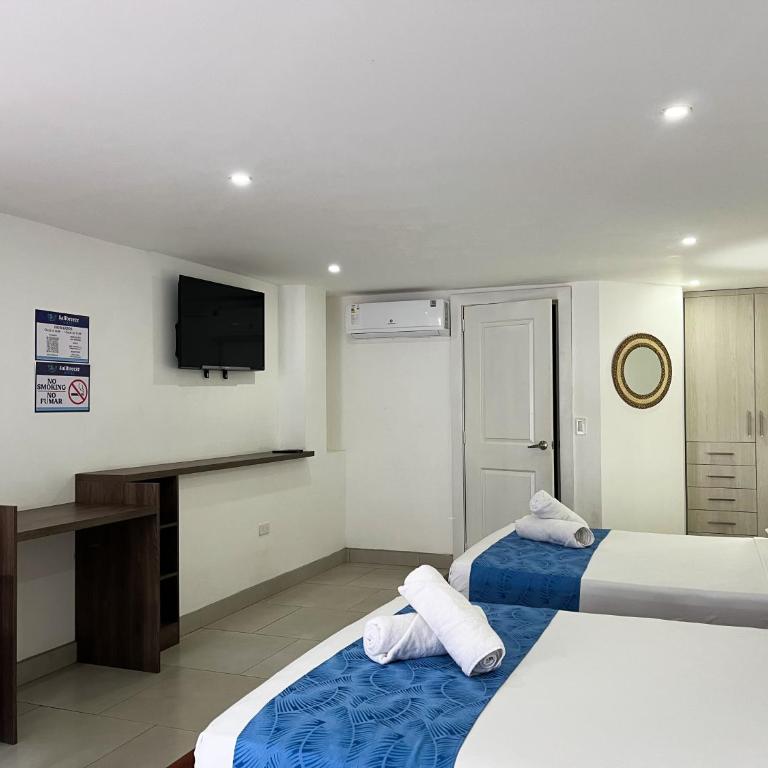 Hotel Salibreeze - Suite con vistas a la piscina - 7