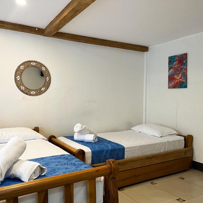 Hotel Salibreeze - Habitación Cuádruple con baño privado - 2