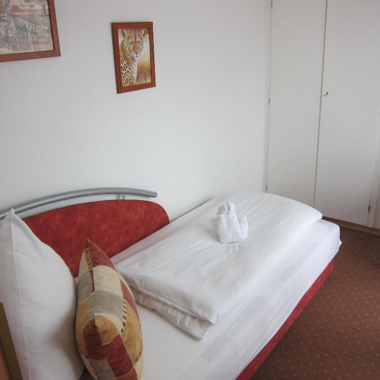 Hotel Sonnleitn - Basic Dreibettzimmer - 4