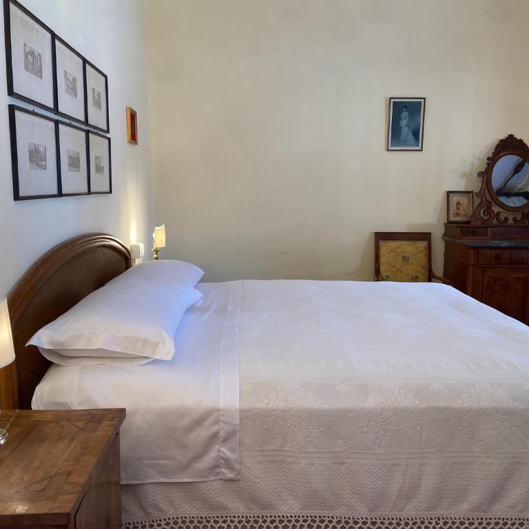 Palazzo Farini Bed & Breakfast - Camera Deluxe (2 Adulti + 1 Bambino) - 18