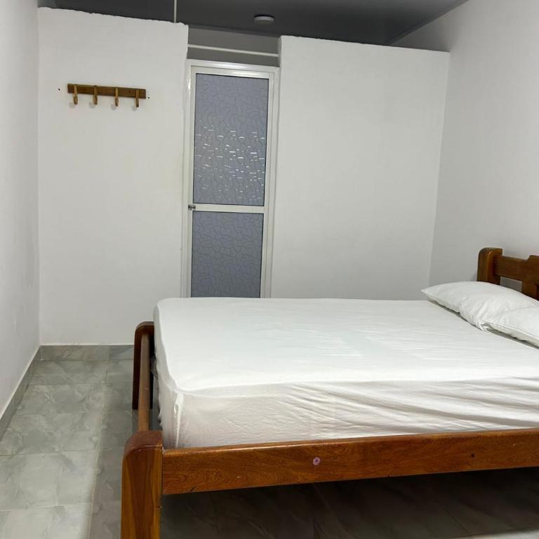Hotel Malive - Habitación Doble con baño privado - 3