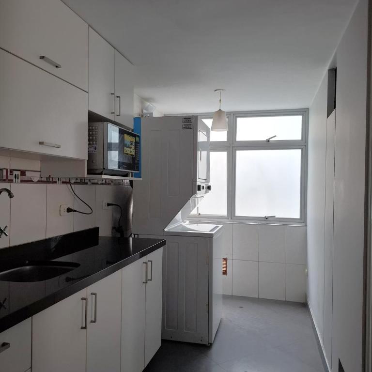 Apartamento en condominio cerca a Plaza Norte - Three-Bedroom Apartment - 4