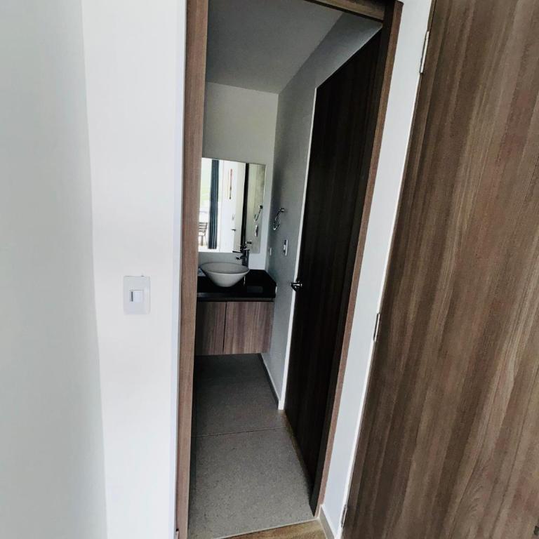 Apartamento en el Rodadero, Santa Marta-Sky Tower - One-Bedroom Apartment with Balcony and Mountain View - 11