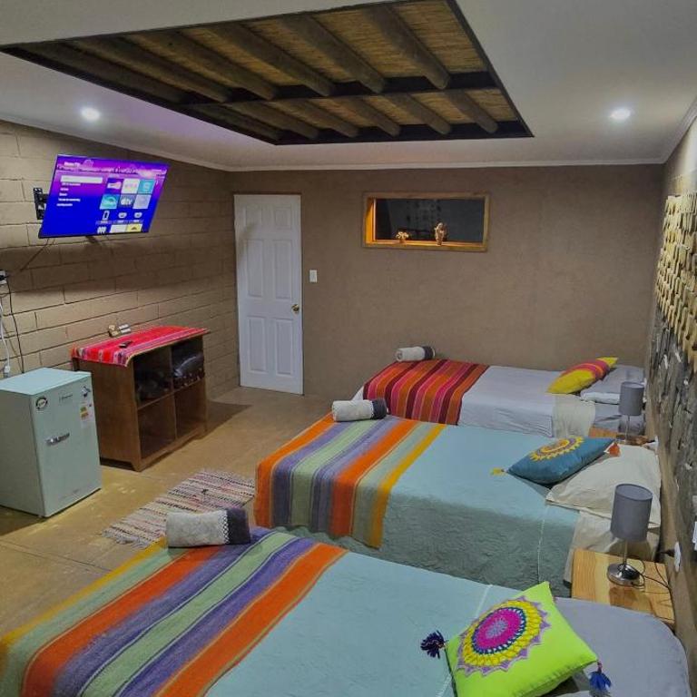 Tiunur Lodge - Triple Room with Private Bathroom - 37