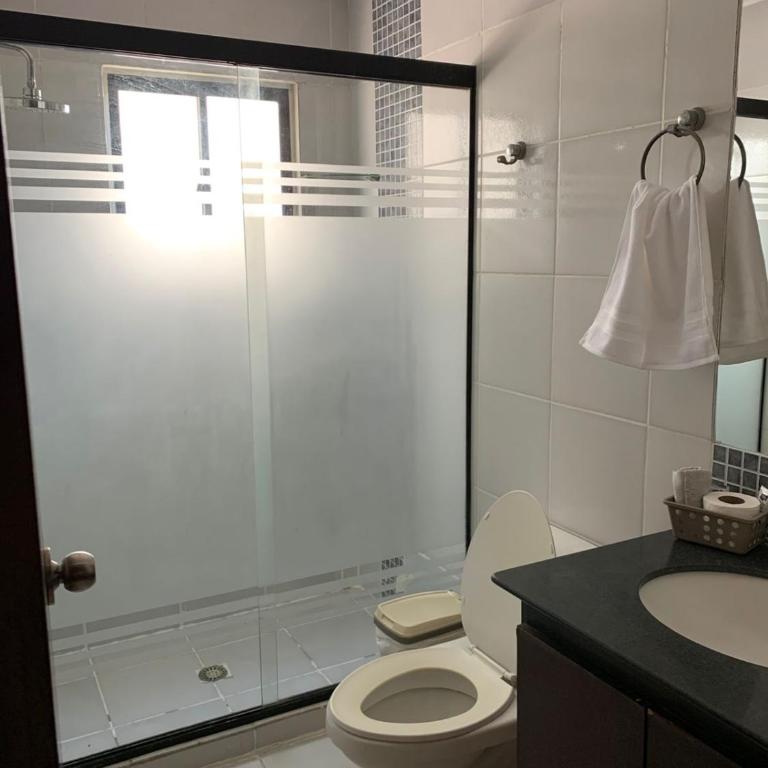 2H Amplio Departamento Zona Norte - Apartment - 4