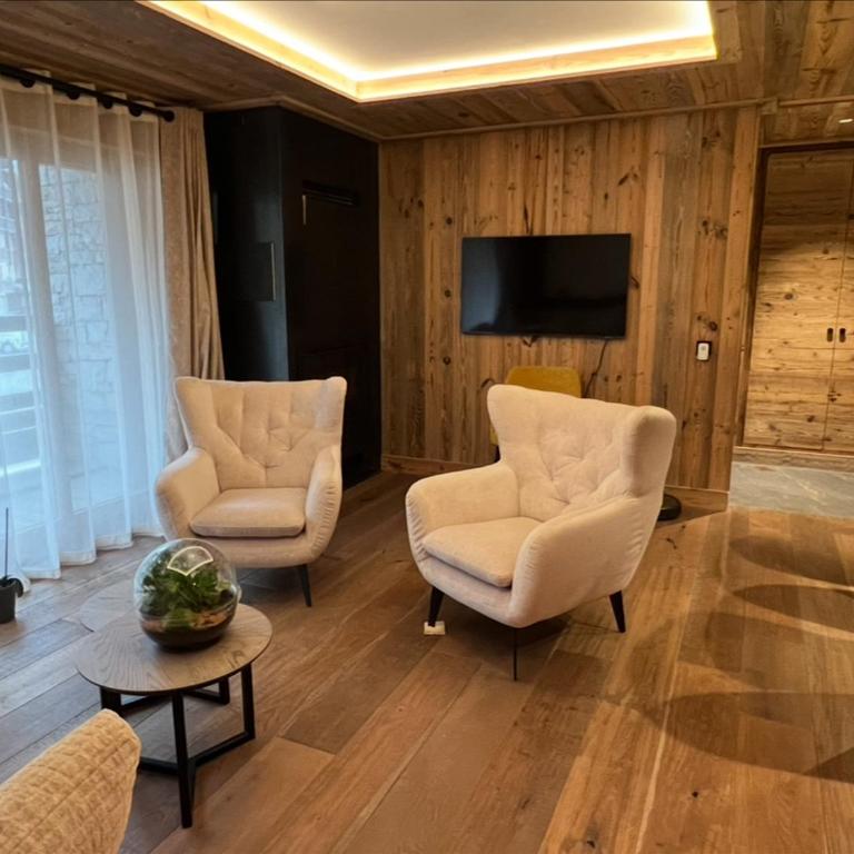 Nouveau appartement 3 chambres, parking et WIFI à Val-d'Isère - FR-1-519-41 - Apartment - 2