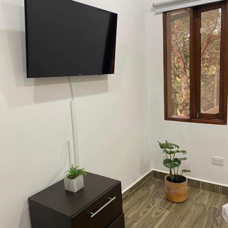 Finca a 3 minutos aeropuerto jmc - Two-Bedroom House - 8