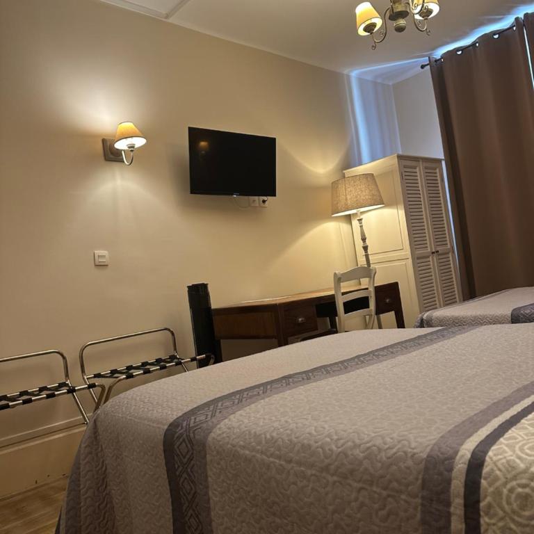 Hotel Azur - Chambre Quadruple - 2