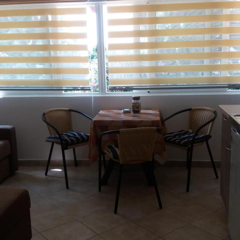 Apartmani Luka - Apartment - 1