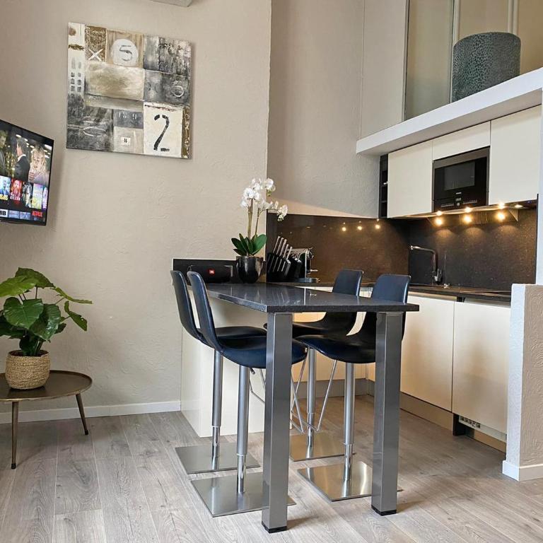Villa on Côte d'Azur with Beachfront Views - Apartment mit 2 Schlafzimmern - 16