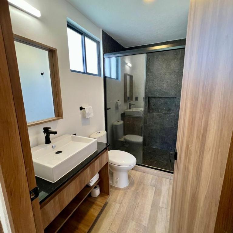 Victoria Comfort Condo - Apartamento con vistas y balcón - 7