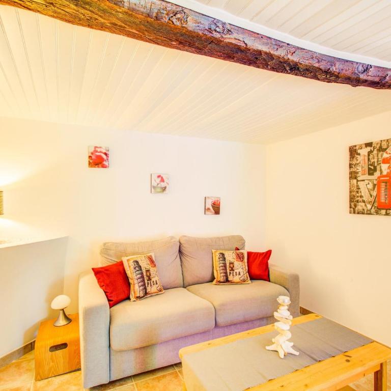 Peaceful Garden Retreat, Berre - Maison de Vacances 1 Chambre - 1