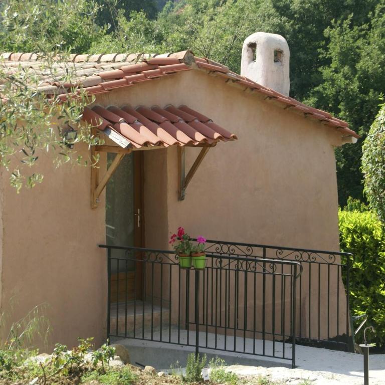 Peaceful Garden Retreat, Berre - Maison de Vacances 1 Chambre - 29