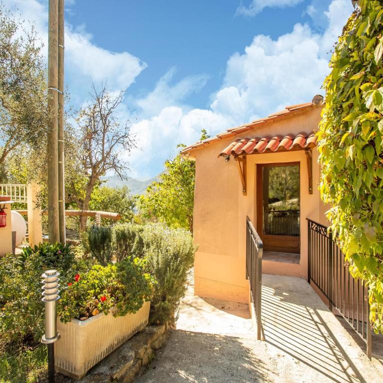 Peaceful Garden Retreat, Berre - Maison de Vacances 1 Chambre - 12