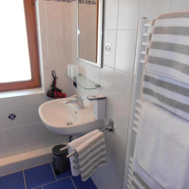 Almblick Ferienwohnung - Apartment mit Blick auf die Berge - 16