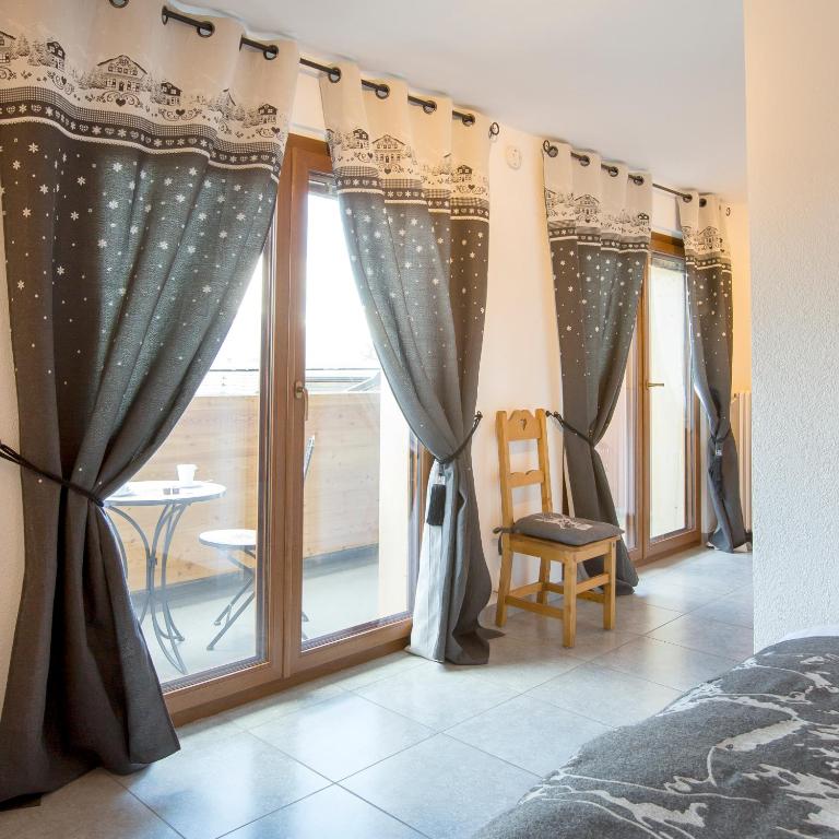Hôtel de charme la Poste - Superior Doppelzimmer Südlage mit Balkon - 4