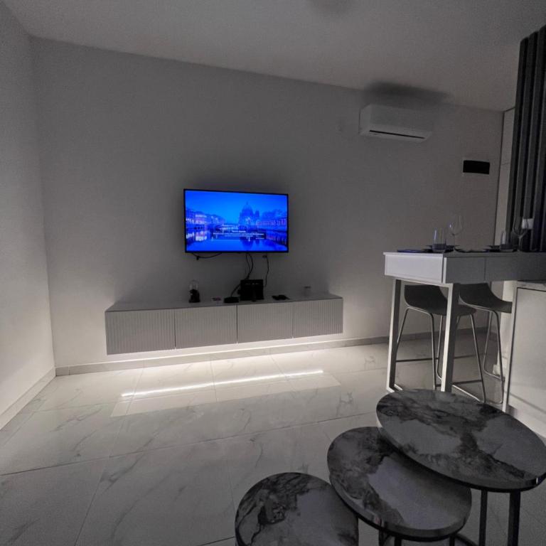 Blue Haven apartments - One-Bedroom Apartment - 2