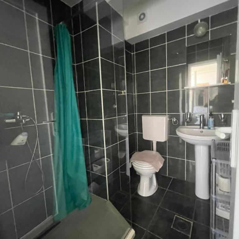 Apartments Kuljaca - Studio sa Balkonom i Delimičnim Pogledom na More - 2