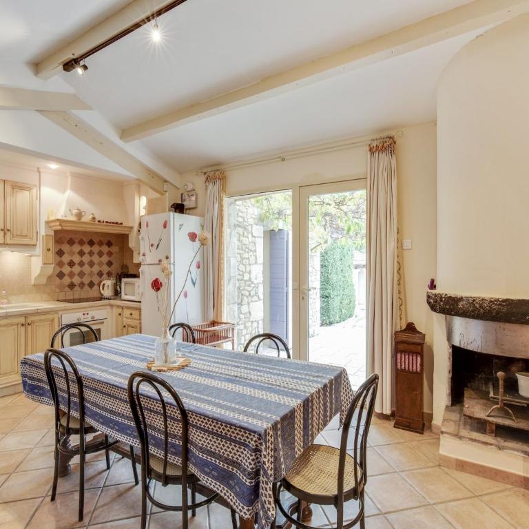 Villa in Provence near Vaison-la-Romaine - Maison de Vacances 3 Chambres - 6