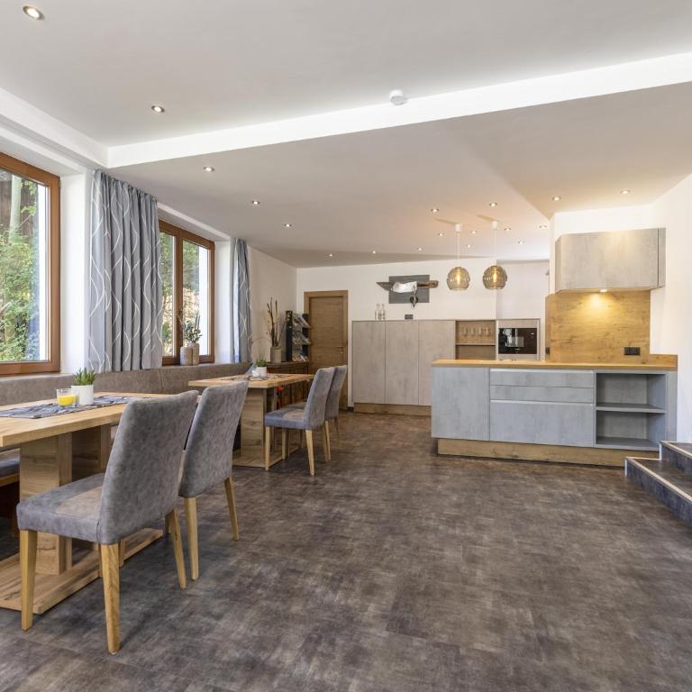 Moiklerhof holiday home in Ramsau im Zillertal - Apartment mit 8 Schlafzimmern - 6