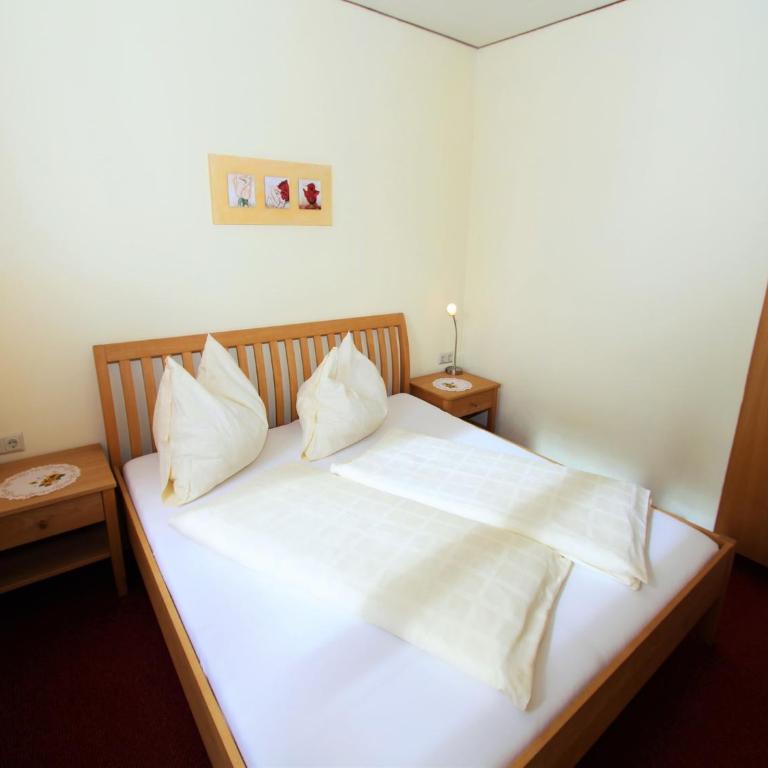 Sunlit Cabin with Jacuzzi in Turracherhohe - Ferienhaus mit 2 Schlafzimmern - 6