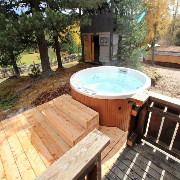 Sunlit Cabin with Jacuzzi in Turracherhohe - Ferienhaus mit 2 Schlafzimmern - 3