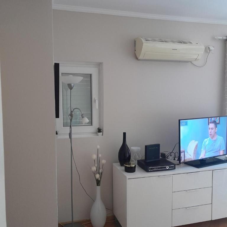 Jasna Herceg Novi - One-Bedroom Apartment - 4