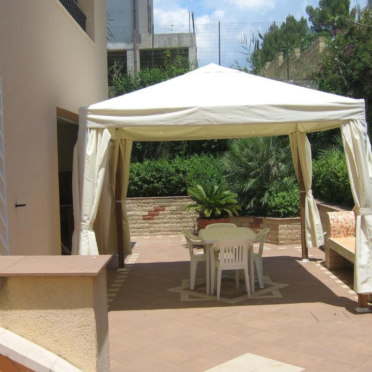Simplistic Holiday Home in Sciacca near Horse Riding - Two-Bedroom Holiday Home - 3