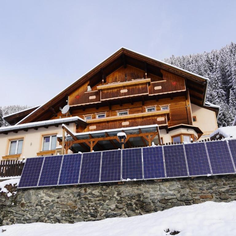 Group Holiday Home in Hippach with dreamy views - Ferienhaus mit 3 Schlafzimmern - 35