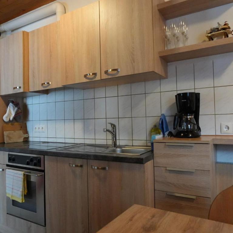 Group Holiday Home in Hippach with dreamy views - Ferienhaus mit 3 Schlafzimmern - 5