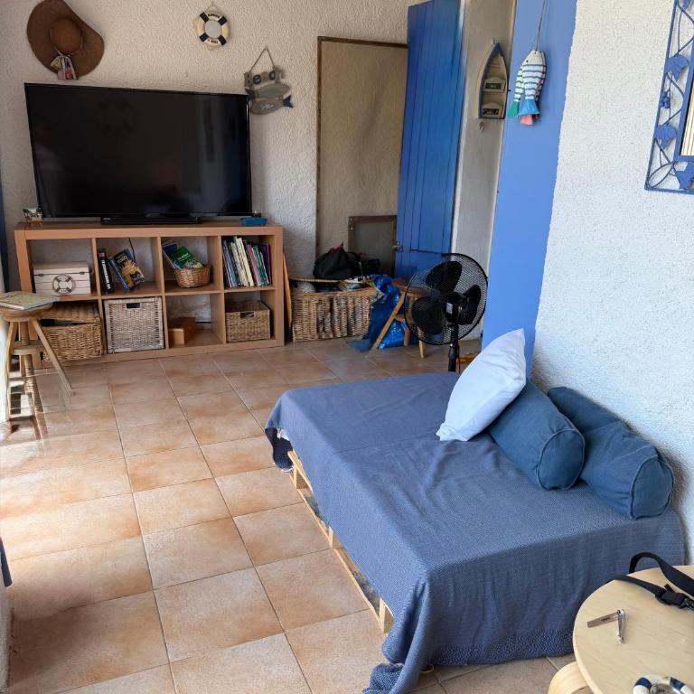 Mazet très calme, dans la colline, plage 15 mins à pied - Maison 1 Chambre - 3