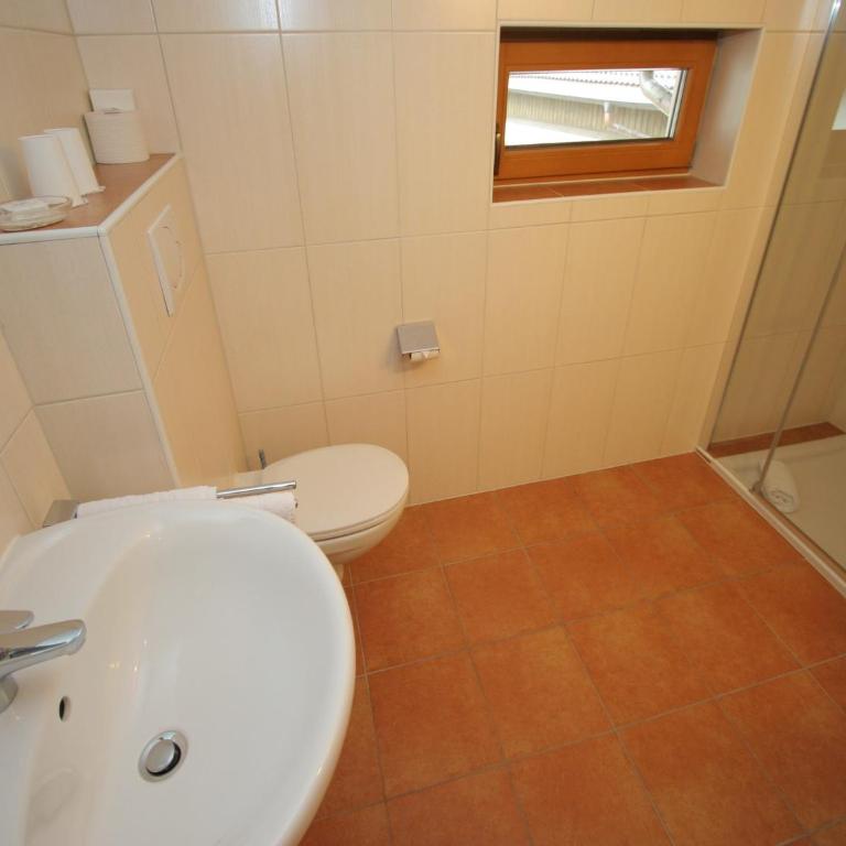 Spacious Apartment in Uderns near Ski Area - Appartamento con 4 Camere da Letto - 15