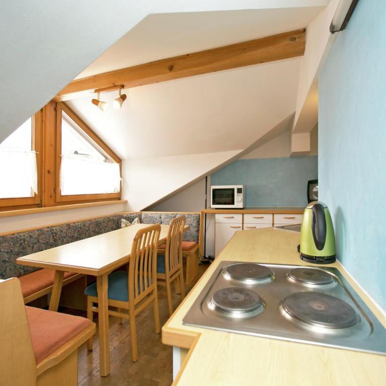 Apartment for families & groups in Altenmarkt - Ferienhaus mit 4 Zimmern - 10