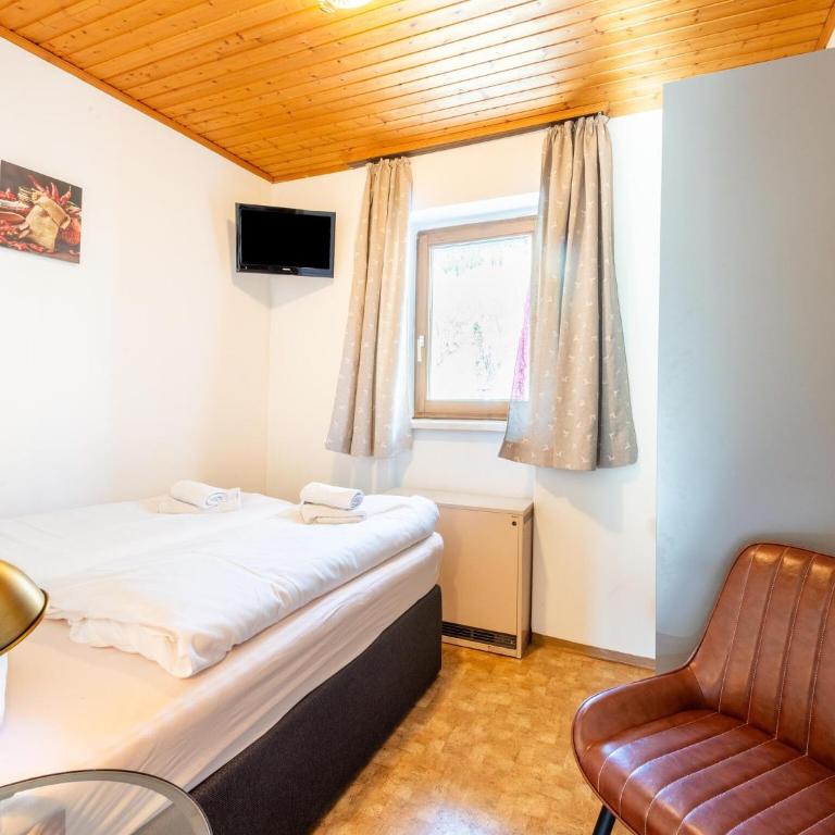 detached modern holiday home with sauna in the Salzburgerland - Ferienhaus mit 6 Schlafzimmern - 21