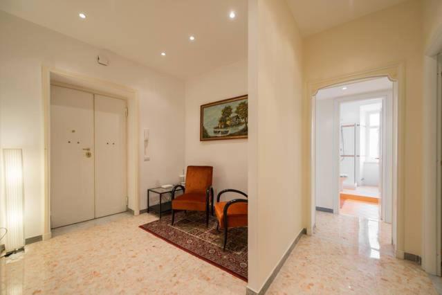 EnzHouse - Appartamento con 3 Camere da Letto - 8