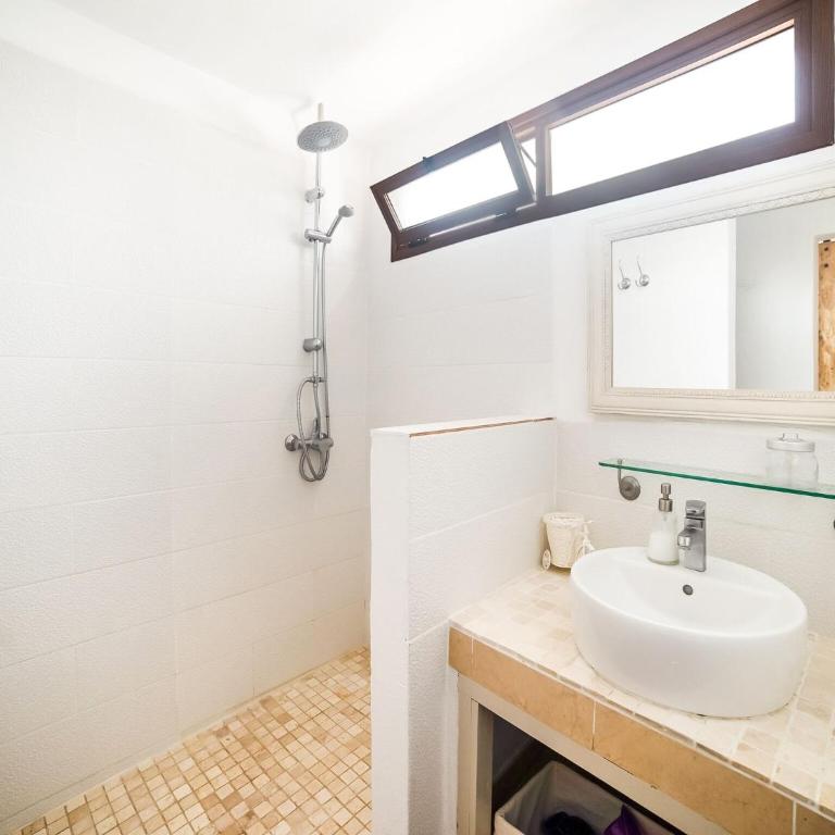 Charming Holiday Home in Arona with Private Heated Pool - Casa de vacaciones de 1 dormitorio - 25