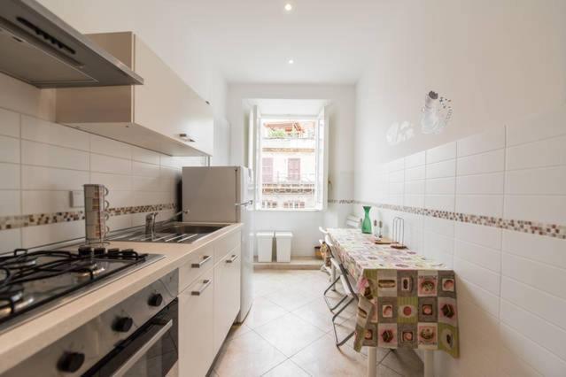 EnzHouse - Appartamento con 3 Camere da Letto - 12