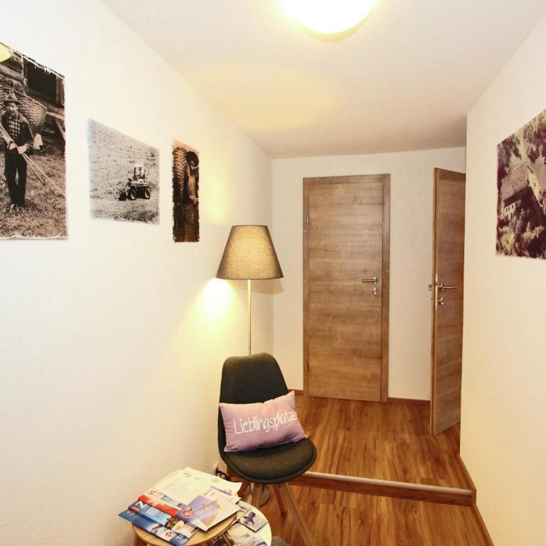 Spacious Holiday Home near Ski Area in Kaltenbach - Four-Bedroom Apartment - 30