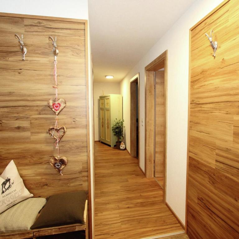 Spacious Holiday Home near Ski Area in Kaltenbach - Four-Bedroom Apartment - 19