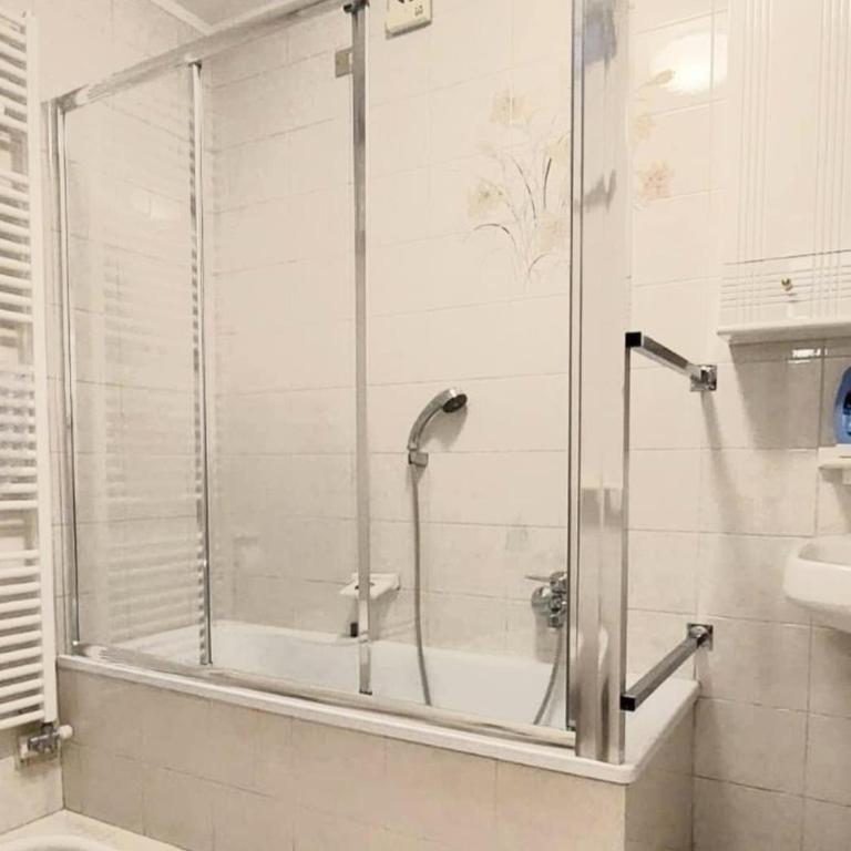 Casa Tecla, bright apartment in a single house - Two-Bedroom Standard Apartment - 36