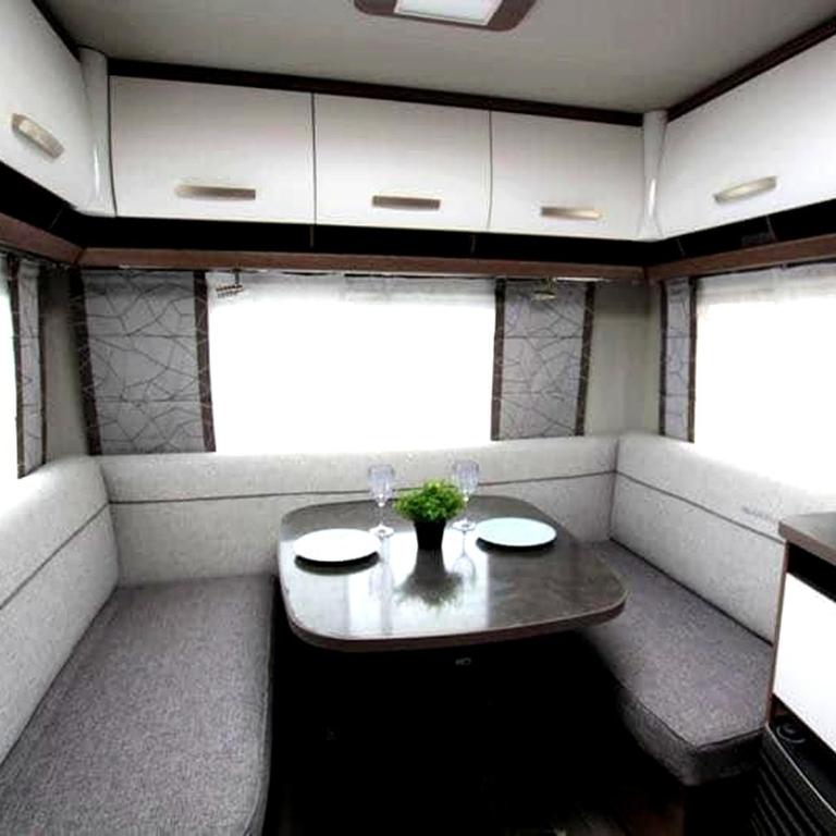 Cozy Caravan in Camping Erlengrund, Bad Hofgastein - Caravan - 2