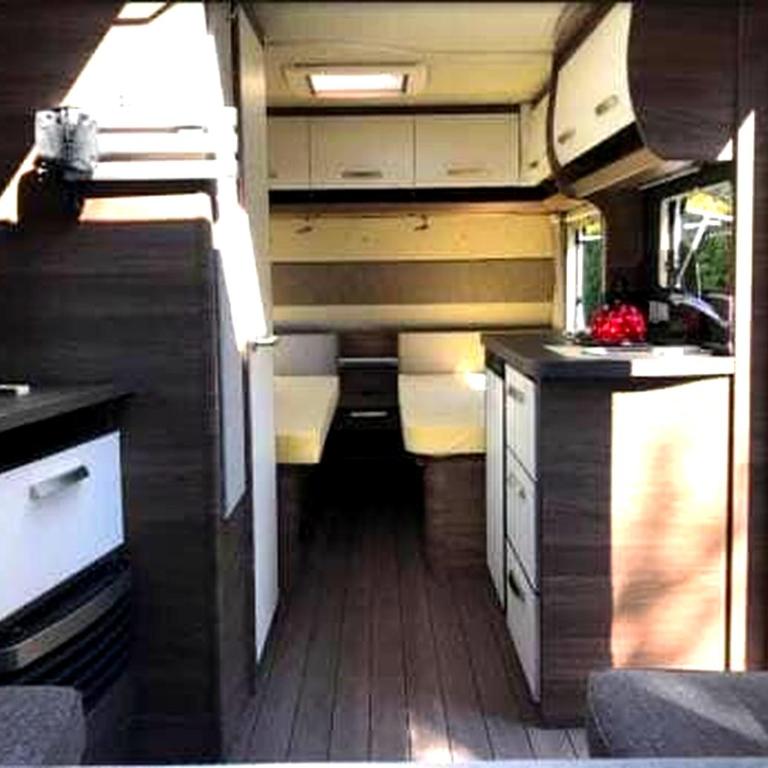 Cozy Caravan in Camping Erlengrund, Bad Hofgastein - Caravan - 10