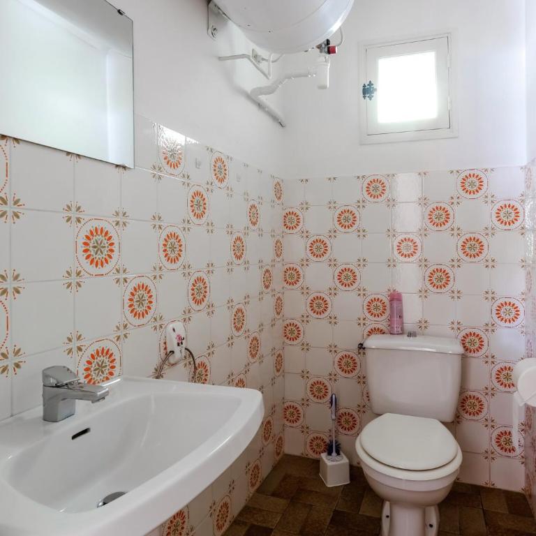 Provencal Holiday Home in Bormes-les-Mimosas with Pool - Maison de Vacances 2 Chambres - 21