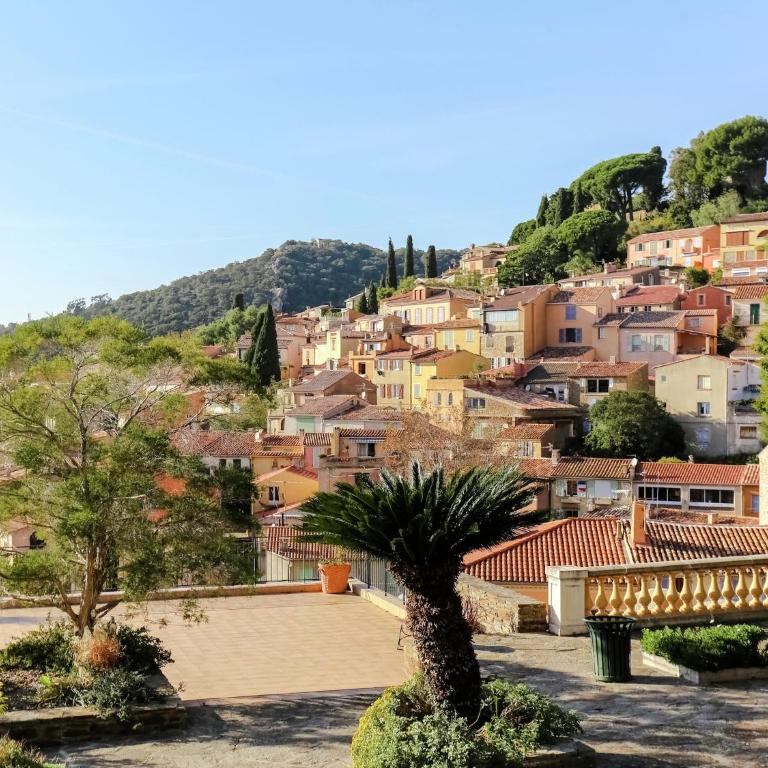 Provencal Holiday Home in Bormes-les-Mimosas with Pool - Maison de Vacances 3 Chambres - 26