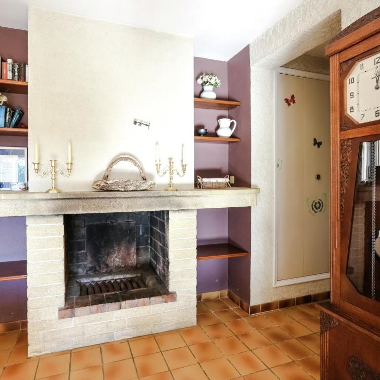 Provencal Holiday Home in Bormes-les-Mimosas with Pool - Maison de Vacances 3 Chambres - 12