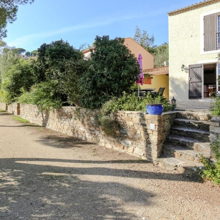 Provencal Holiday Home in Bormes-les-Mimosas with Pool - Maison de Vacances 2 Chambres - 6