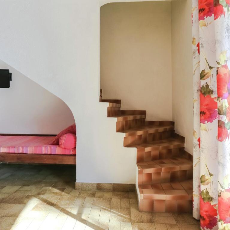 Provencal Holiday Home in Bormes-les-Mimosas with Pool - Maison de Vacances 2 Chambres - 3